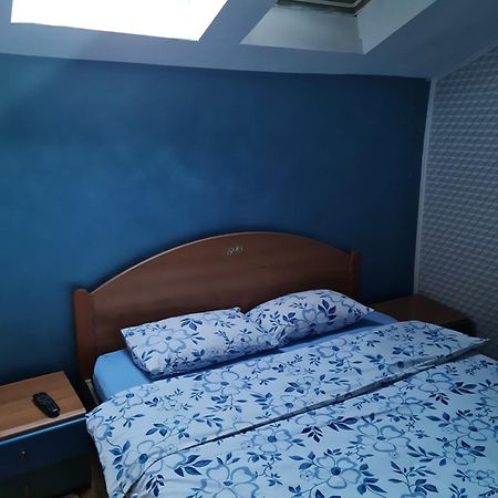 Cazare Vio Hotel Cluj-Napoca Værelse billede