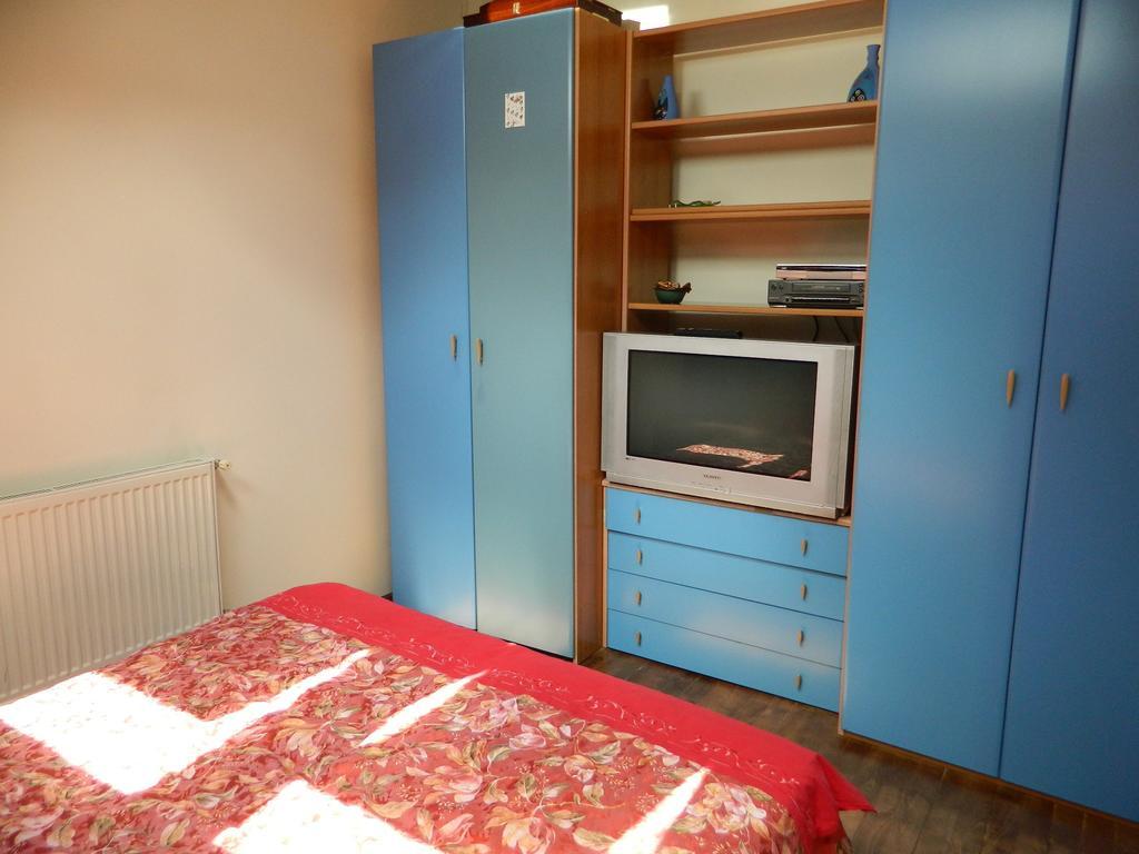 Cazare Vio Hotel Cluj-Napoca Værelse billede
